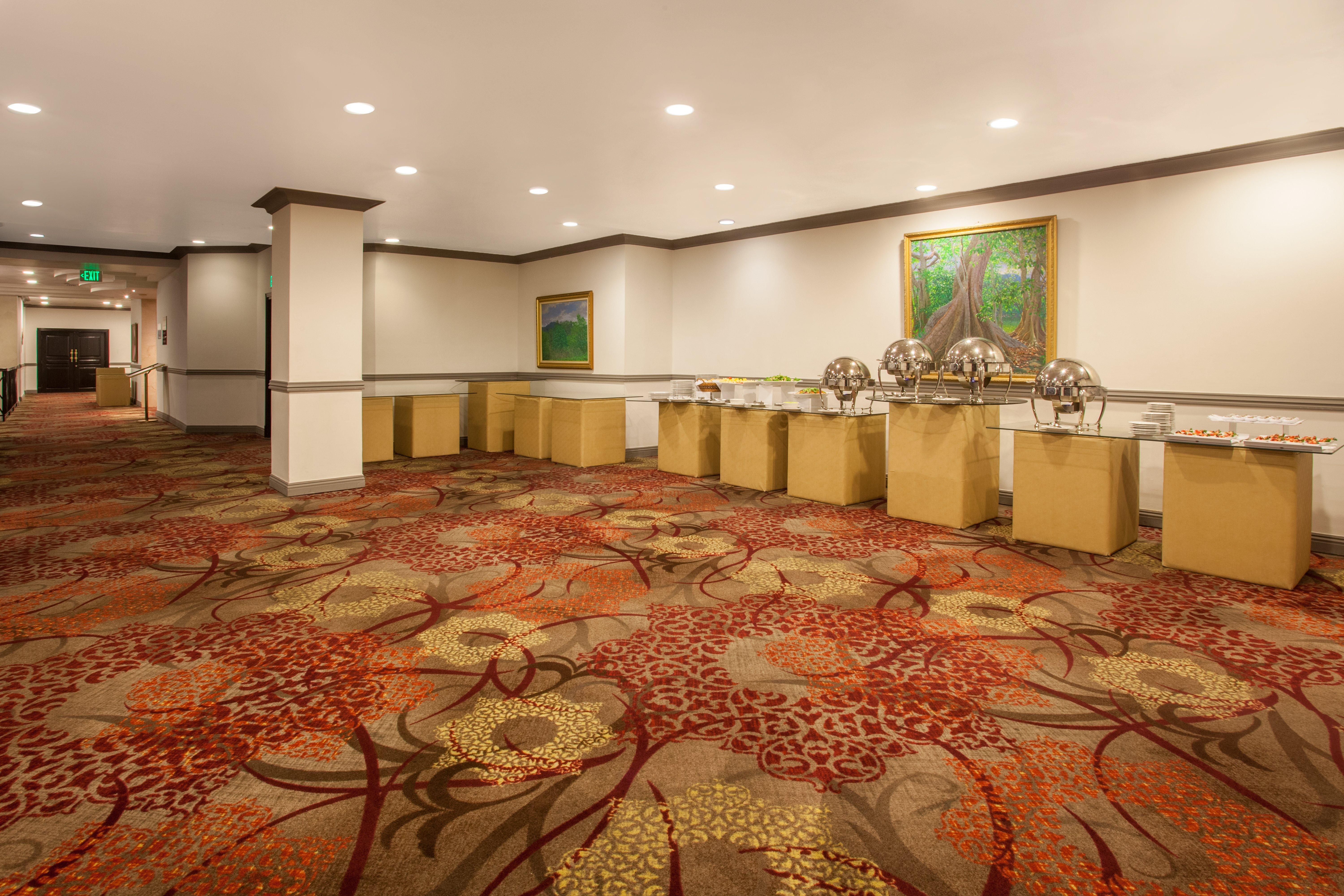 Hotel Crowne Plaza Panama By Ihg Exterior foto