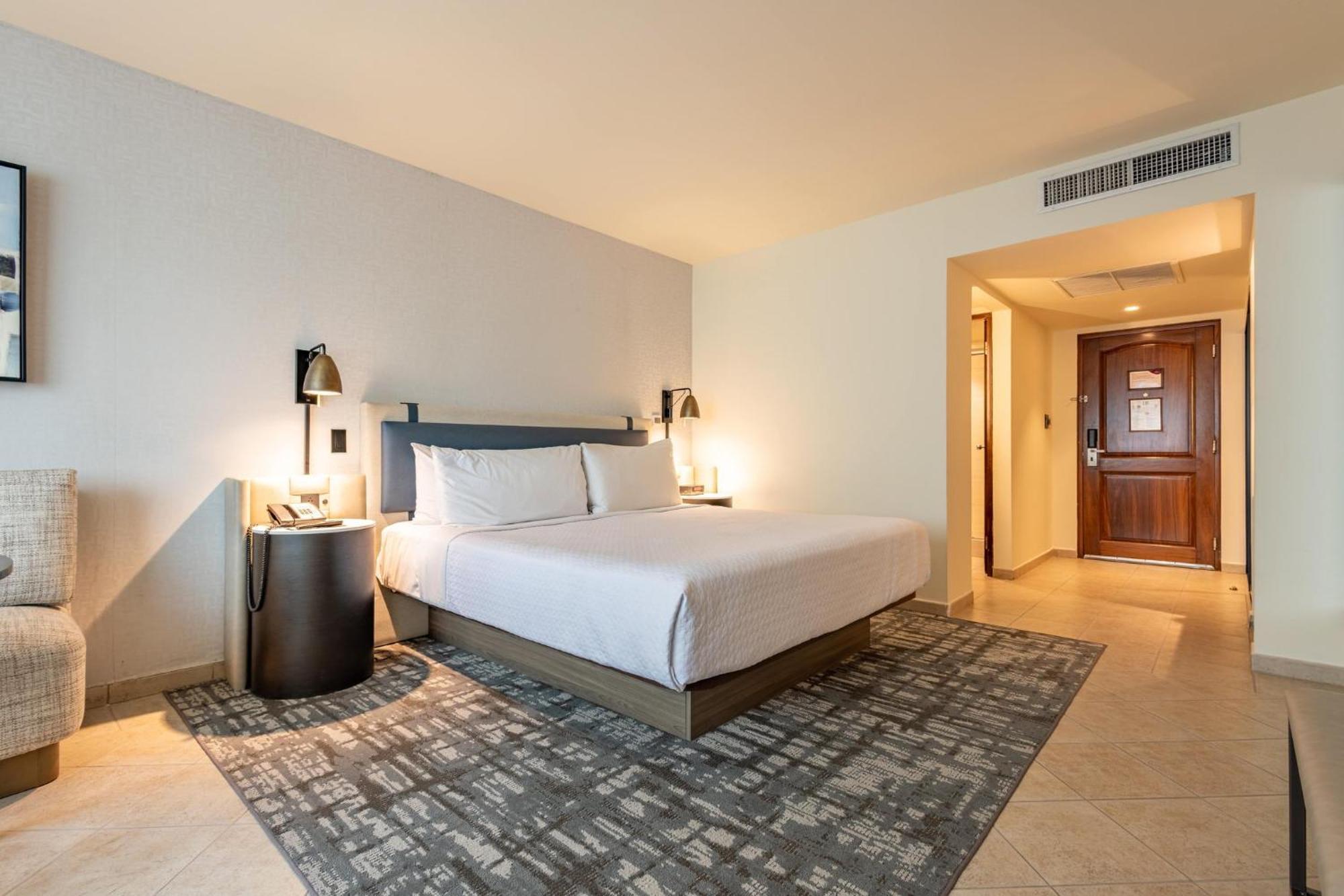 Hotel Crowne Plaza Panama By Ihg Exterior foto